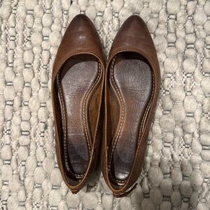 FRYE cognac leather flats. Size 7.